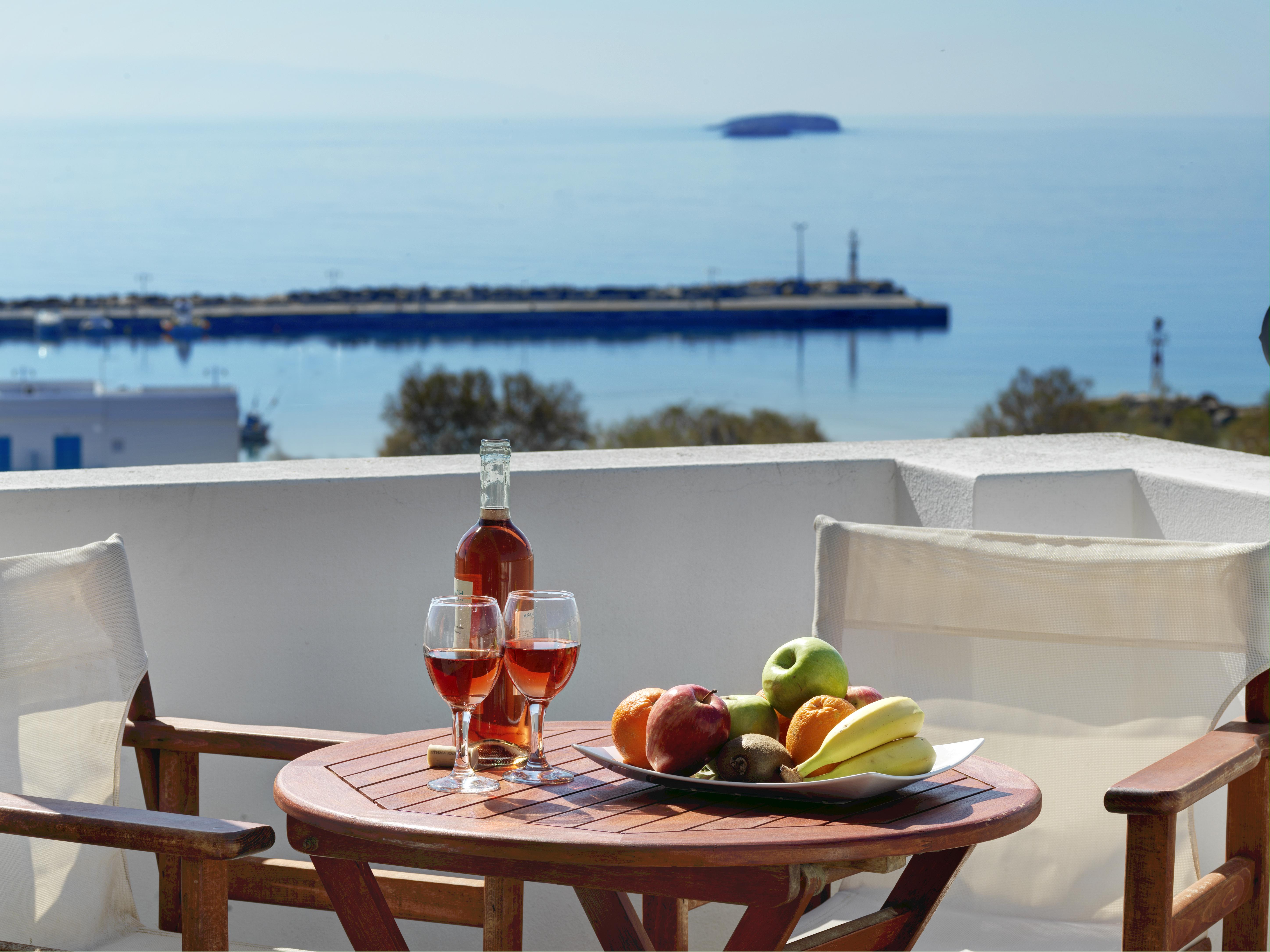 Aloni Hotel & Suites Piso Livadi Exterior photo